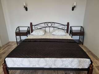 Гостиница Сервер Судак Семейный номер с боковым видом на море-4